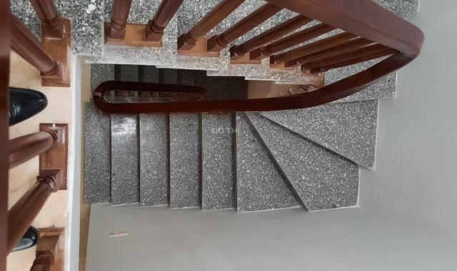 Bán nhà 32m2 x 4 tầng, La Tinh, gần Dương Nội, Hà Đông