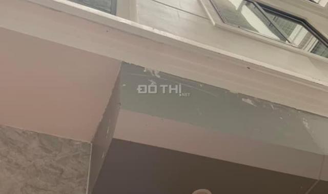 Bán nhà đầu ngõ Đê La Thành, giá 4.35 tỷ, 33m2x5T, vị trí đẹp, ở luôn, ảnh thật