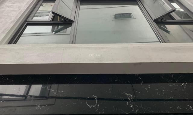 Cần bán nhà ngõ 612 Đê La Thành, giá 7,9 tỷ, 42m2x6T, ngõ gần, KD được