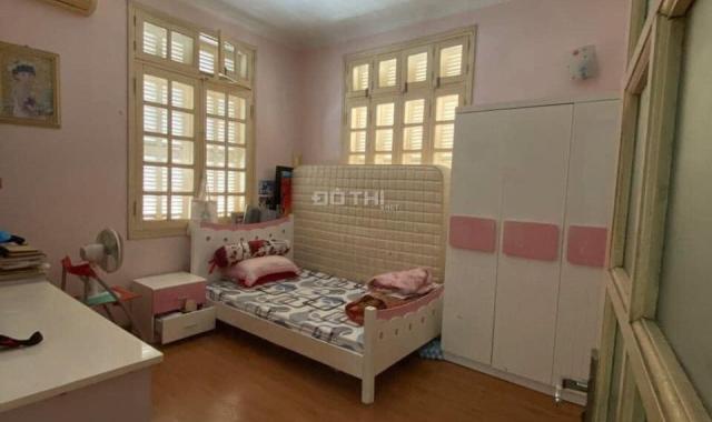 Bán nhà mặt phố Yên Lãng 230m2, MT 10m, 6 tầng, 120 tỷ có thương lượng