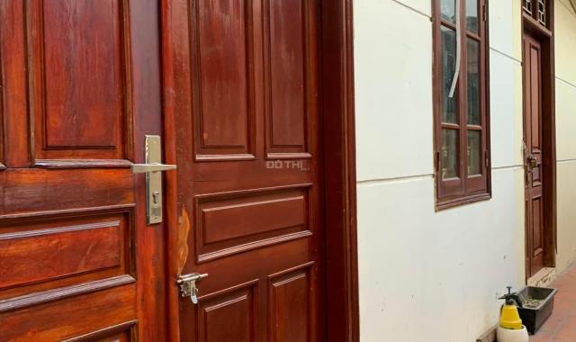 Cần bán nhà đầu ngõ 256 Bạch Đằng, giá 2.95 tỷ, 23m2x5T, lô góc 2 thoáng