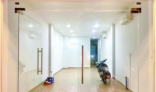Bán nhà phố mặt tiền Quốc Hương Thảo Điền 1 trệt 2 lầu 4x17m