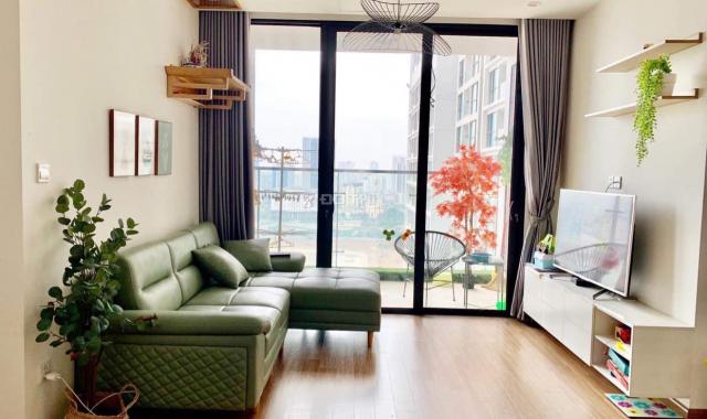 Cho thuê căn hộ Vinhomes Skylake 3 ngủ view hồ điều hòa, đầy đủ nội thất, nhà đẹp, tầng đẹp