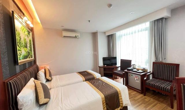 Khách sạn 3 sao vip mặt phố quận Hai Bà Trưng, diện tích 264m2 x 10 tầng, MT 10.5m giá bán 85 tỷ