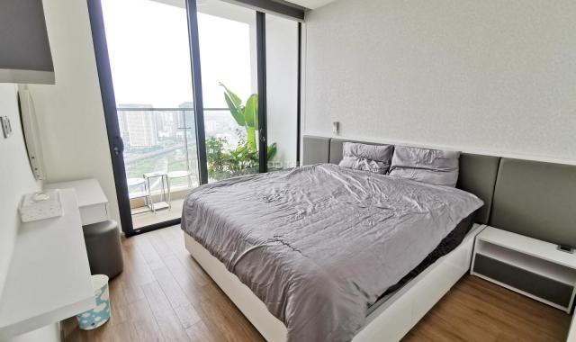 Cho thuê căn hộ vip 4 phòng ngủ tại Vinhomes Skylake Phạm Hùng, căn góc, tầng cao, view hồ