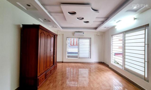 Nhà mặt phố Giáp Nhị, 64m2 x 5T thang máy, 11 tỷ, 0985868893