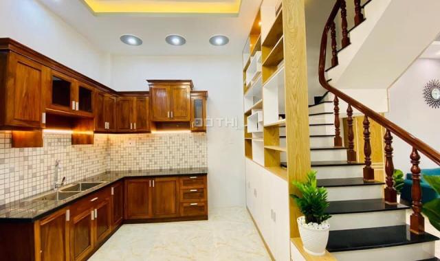 Nhà bán chính chủ 3 tấm SHR 40m2, hẻm 7m giá 2,8 tỷ