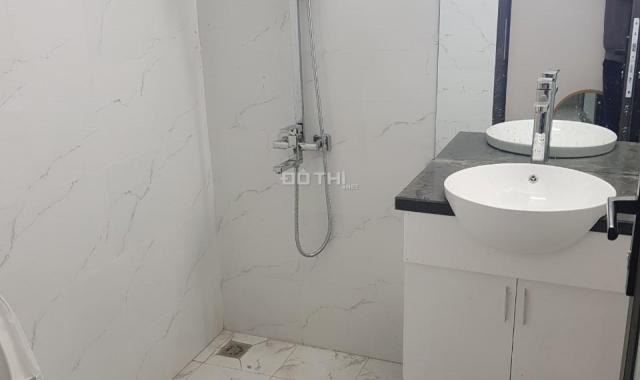 Nhà đẹp Kim Giang, 40m2, 2 mặt ngõ to rộng, gần phố