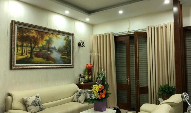 Bán nhà gấp, trung tâm quận Thanh Xuân, ô tô, sđcc, dt 50m2, giá 12.2 tỷ