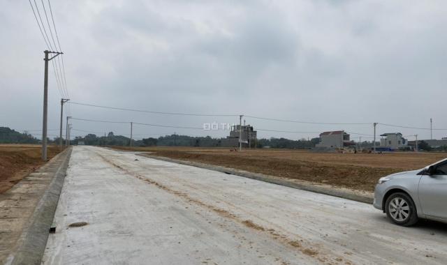 Bán đất tại xã Yên Bình - Yên Bình - Yên Bái diện tích 100m2 giá 5,5tr/m2