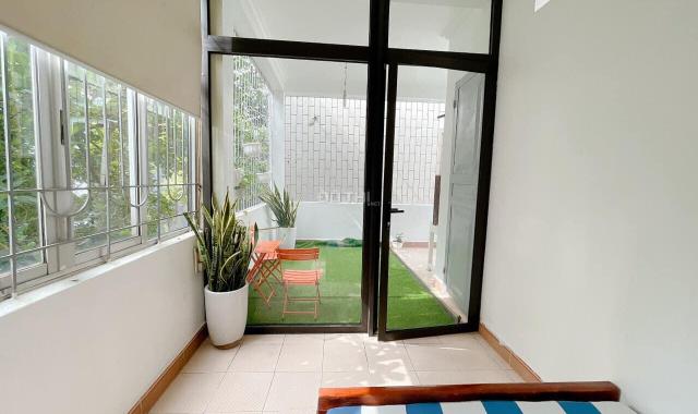 Bán nhà riêng phố Trần Cung, Cổ Nhuế 1, Bắc Từ Liêm 30 m2, 2,4 tỷ ô tô cách nhà 10 m, an ninh tốt