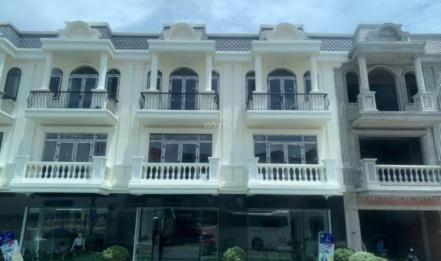 Khu nhà phố kiểu mẫu cao cấp compound đầu tiên tại Bàu Bàng Thăng Long Central City Bàu Bàng