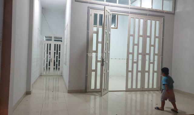 Bán nhà 1 trệt 1 gác mặt tiền đường xe hơi dt sàn 148m2 tại trung tâm P. Tân Hiệp