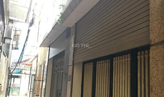 Cho thuê nhà Khương Đình 50m2 4 tầng để ở giá 10tr/th