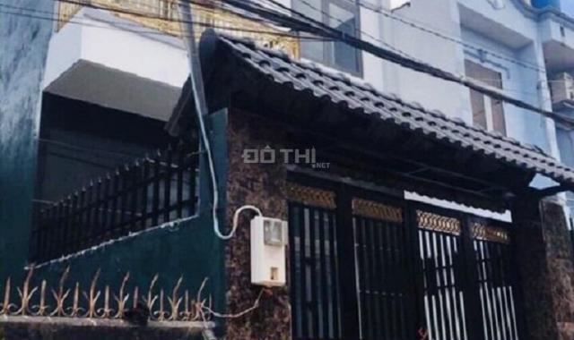 Nhà bán chính chủ, nhà SHR ngay góc ngã ba Chùa thuộc thị trấn Hóc Môn