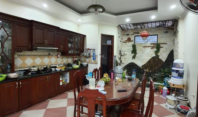 Bán nhà mặt phố 5 tầng Phương Liệt Thanh Xuân KD ô tô vào nhà 94m2 chỉ 19.2 tỷ. Lh 0974958967