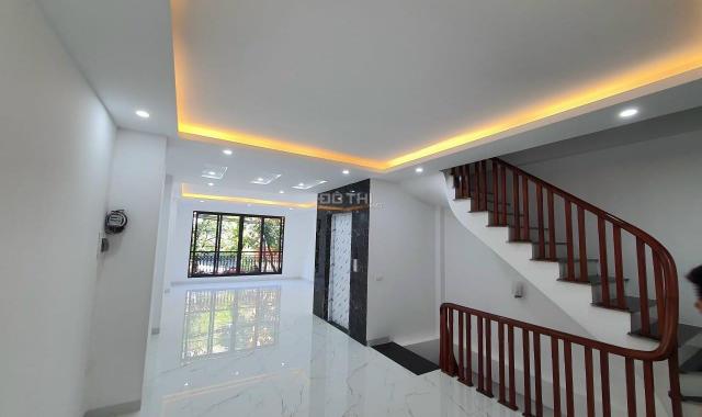 Bán nhà Nguyễn Văn Trỗi, Hà Đông 60m2, 6 tầng, thang máy, ô tô vào nhà, kinh doanh sầm uất