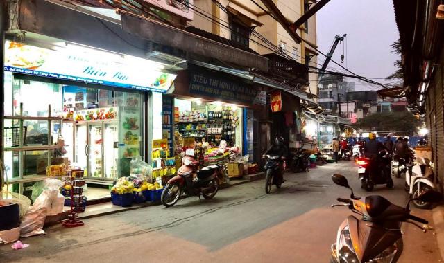 Bán nhà mặt phố Nguyễn Văn Trỗi Hà Đông, 60m2, giá 6,7 tỷ, ô tô tránh, vỉa hè, KD. 0335207628