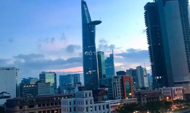 Bán căn OT 30m2 Saigon Royal Quận 4 view pháo hoa giá tốt 3.11 tỷ