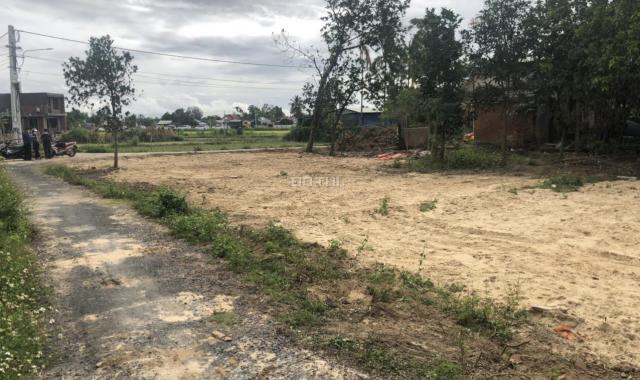 Bán lô đất 2 mặt tiền tặng 65m đất trồng cây tại Thị Xã Điện Bàn, giá 8xxtr