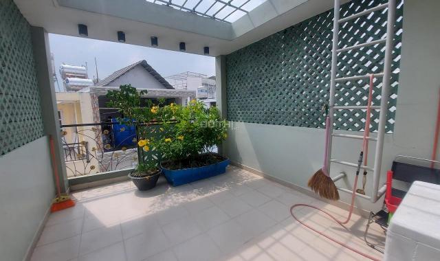 Nhà đẹp 5 tầng, HXH đậu sát bên, Lê Văn Sỹ thông Trường Sa, P13, PN, 6PN, 49m2, 9,5 tỷ