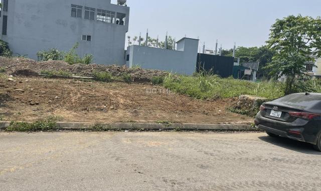 Bán 40m2 đất tái định cư Bắc Phú Cát tt của khu cnc Hòa Lạc