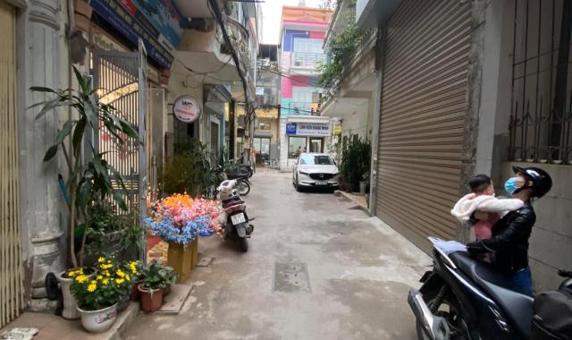 Bán đất tặng nhà 3 tầng phố Thái Hà, quận Đống Đa, Hà Nội, 70m2 - Giá 10,5 tỷ