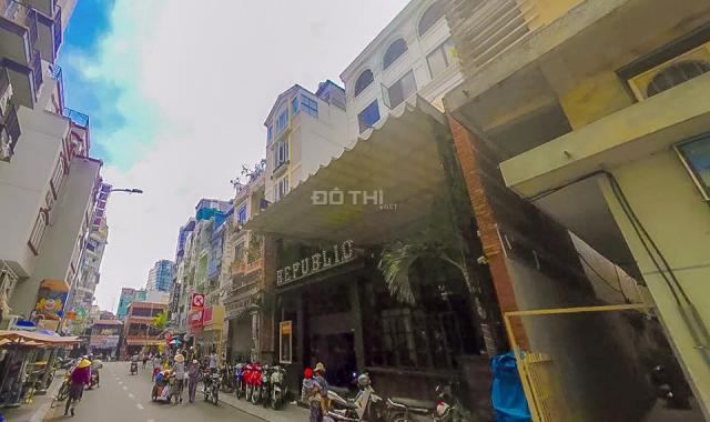 Bán nhà phố 2 căn liền kề mặt tiền Đỗ Quang Đẩu Quận 1 DT 15x25m