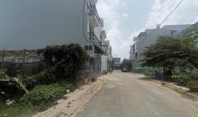 Bán đất lớn tặng nhà diện tích 1800m2 mặt tiền đường Thạnh Lộc Đường nhựa 12m