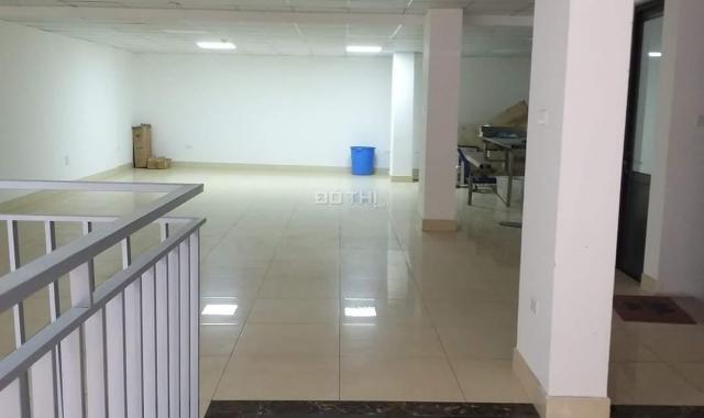 Chính chủ bán nhà Võ Chí Công MT 10m, 10Tx186m2, 3 bước ra hồ Tây ở sướng văn phòng đẹp, giá 53 tỷ