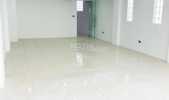 Cho thuê sàn văn phòng tại Khương Đình, 80 m2/tầng, tầng thông, có thang máy