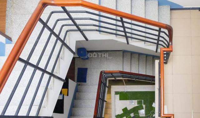 Bán nhà phố hẻm Nguyễn Hữu Cảnh Bình Thạnh 1 trệt 3 lầu 60m2