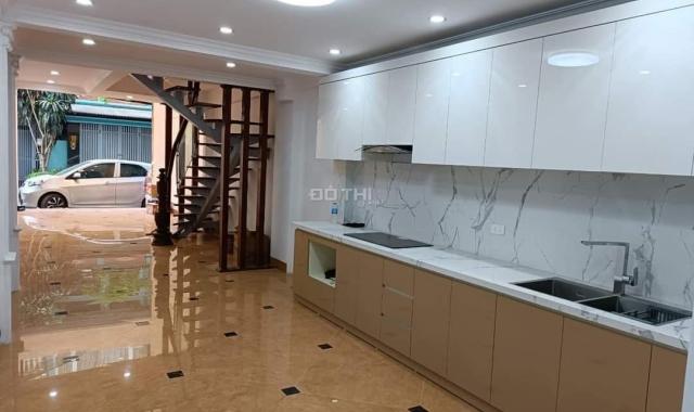 Bán nhà Hoàng Cầu, Đống Đa, phân lô, KD VP, ô tô tránh, 60m2, MT 5m, giá 13 tỷ. LH 0962281582