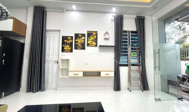 Cần bán nhà ngõ 28 Lê Trọng Tấn, DT 70m2, giá 9.1 tỷ