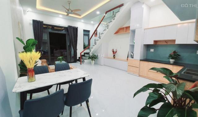 Bán nhà mới xây 1 trệt 1 lầu full nội thất cao cấp tại phường Phú Mỹ, Tp Thủ Dầu Một