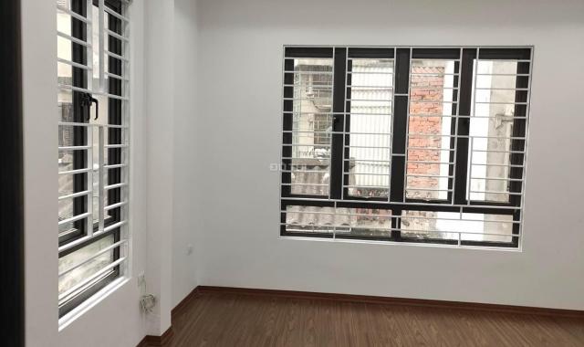 Hot nhà đẹp ngõ 75 Vĩnh Phúc, BĐ giá 4.5 tỷ, 35m2x5T, 2 thoáng