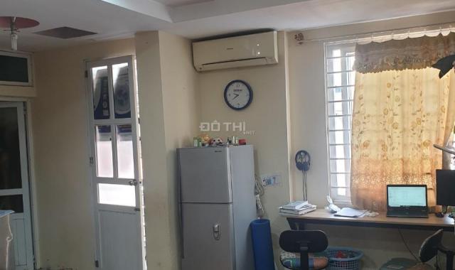Chính chủ cần bán gấp căn hộ chung cư mini ngõ 58 Nguyễn Khánh Toàn 45m2, thang máy, bảo vệ 24/24