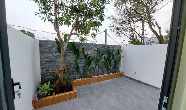 Bán nhà mới xây mặt tiền ĐX 102 phường Hiệp An đường nhựa 6m thông gần trạm thu phí suối giữa