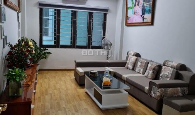 Bán gấp nhà phố Chu Huy Mân - Long Biên, 60m2, 5,6 tỷ có thương lượng