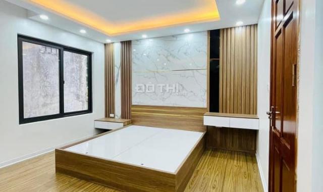 Tôi cần bán nhà đầu ngõ Trần Quốc Toản, HK giá 6.5 tỷ 30m2 x 6 tầng, ở luôn