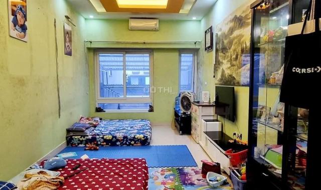 Mặt phố Tây Hồ - apartment cho tây thuê