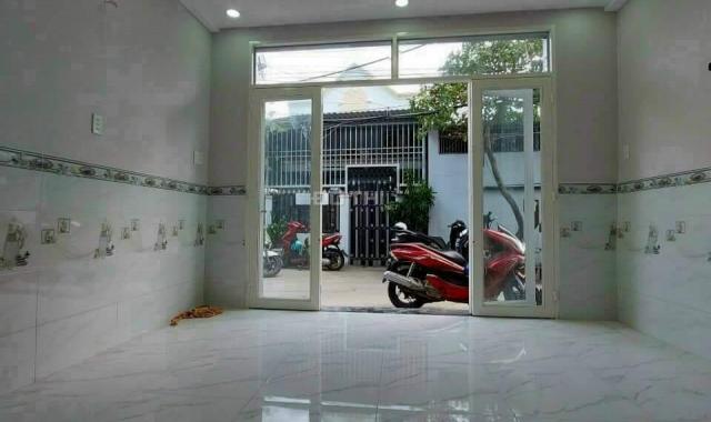 Nhà Quận 7, 2 tầng, DTSD 50m2, ngang 4m, 2 tỷ 5