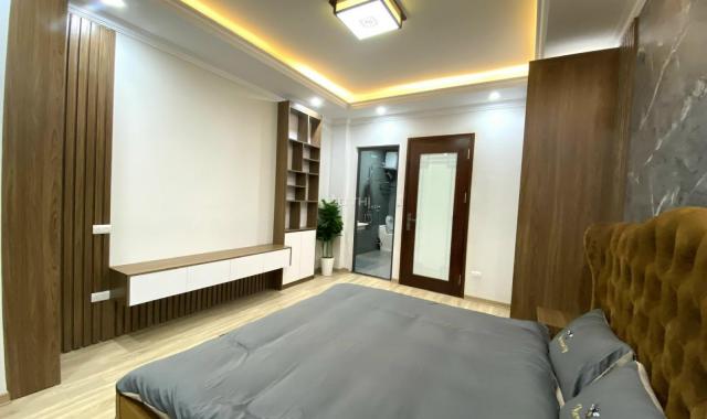 Bán nhà riêng Vĩnh Phúc, Ba Đình, 35m2, 5 tầng gần ô tô 3,7 tỷ