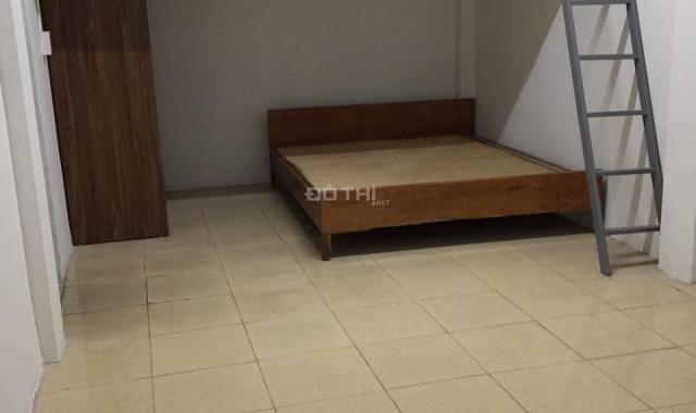 Cho thuê phòng khép kín tại ngõ 1 Nguyễn Thị Định, diện tích 30m2 giá 3.6tr/th