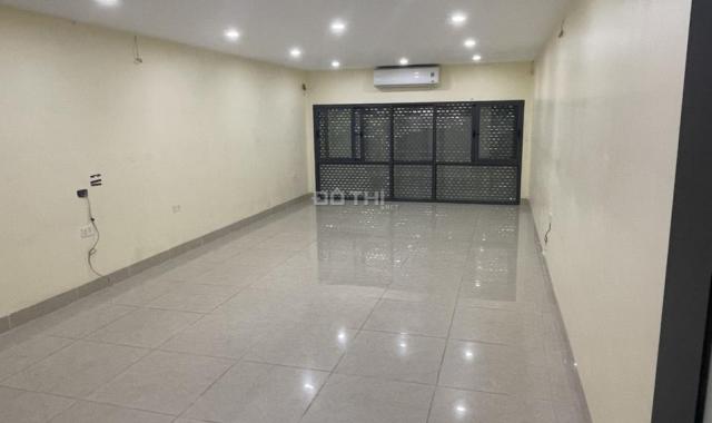 Cho thuê mặt bằng làm văn phòng, 60 m2 x 4 tầng, nhà có thang máy