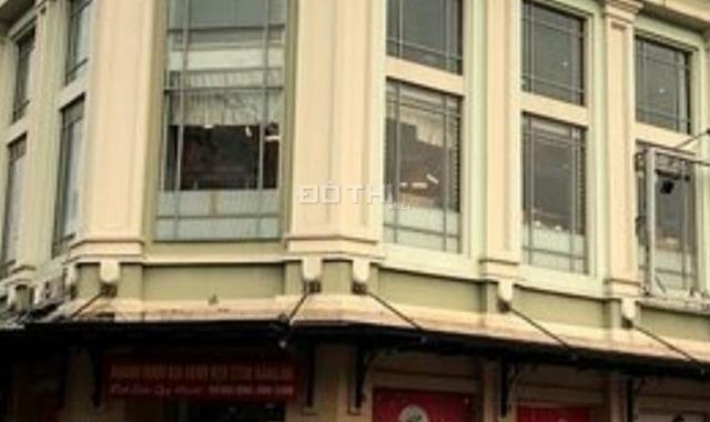 Gia đình bán nhà mặt phố chợ Hàng Da, quận Hoàn Kiếm, DT 95m2, MT 6m, giá 52 tỷ