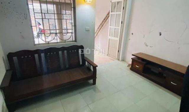 Bán gấp nhà gần chợ Tự Khoát, Ngũ Hiệp. 60m2, đường oto, kinh doanh đỉnh