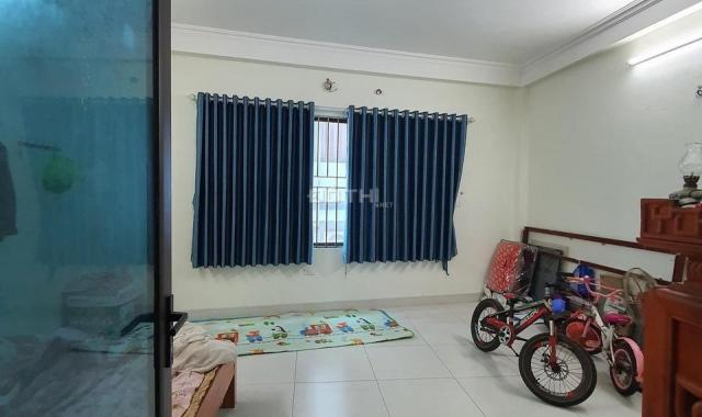 Nhà đẹp 3.5 tầng kinh doanh ngõ thông ô tô vào nhà Đa Sỹ, Kiến Hưng 34m2 chỉ 4.7 tỷ, giá rẻ