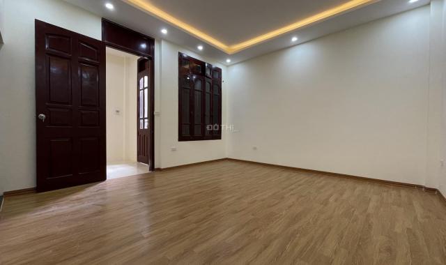 5 tỷ nhà 5 tầng, 48,8m2 ngõ 279 Đội Cấn, Ba Đình, 3 ngủ, thiết kế hợp lý, sổ đỏ chính chủ