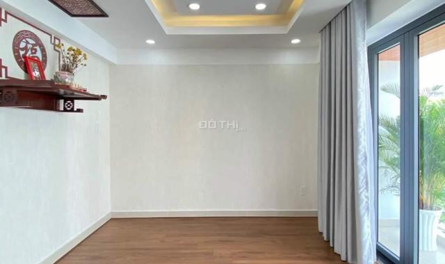 Bán biệt thự đường Số 27, p6, quận Gò Vấp, DT 7.5x20m, 2 lầu, LH: 0909.77.9498